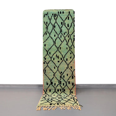 Moroccan Vintage Runner Rug 2.3 x 8.2 feet / 72 x 250 cm - Ettilux Home